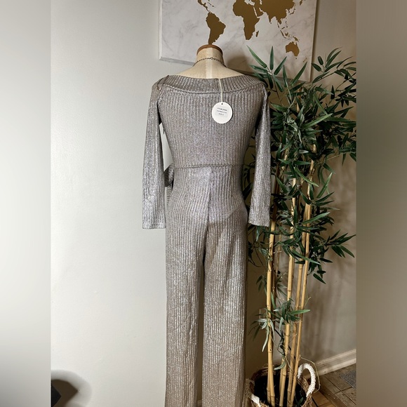 LUXXEL STRIPLE SPLIT JUMP SIZE SMALL - Picture 5 of 8